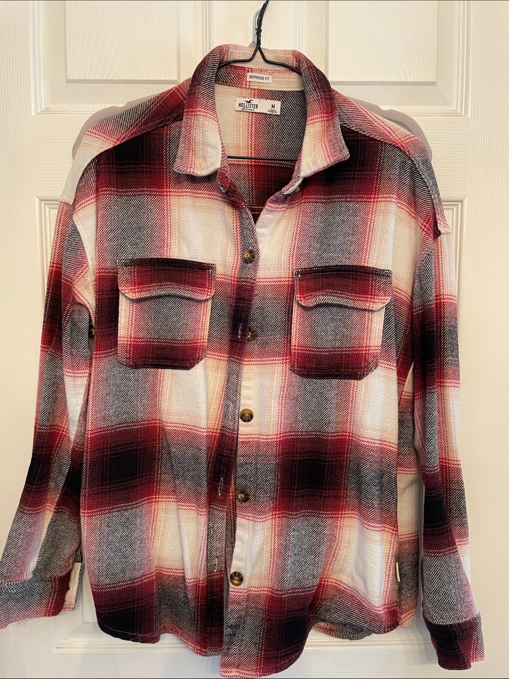 Hollister Men's Plaid Button-Down Shirt - Red, Black, Cream
